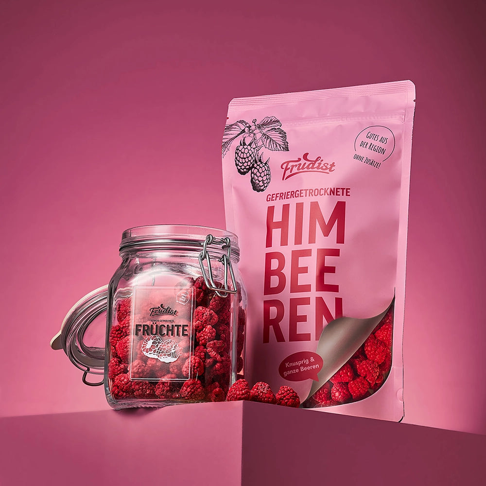 Gefriergetrocknete FRUDIST-Himbeeren im Genussglas