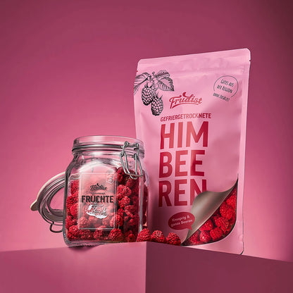 Gefriergetrocknete FRUDIST-Himbeeren im Genussglas